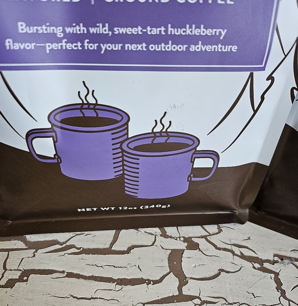 3/$15 NEW Creekside Mallow Co Huckleberry Flavored Ground Coffee Lot Of 2 - Picture 2 of 3